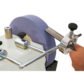 Vorrichtung für Röhren und Hohleisen