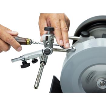 Schleifvorrichtung zum Schärfen von Drechsel-Röhren