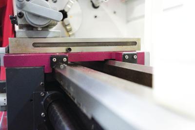 Leit- und Zugspindel-Drehmaschine OPTIturn TU 3008G mit Längs-/Planvorschub und Getriebe