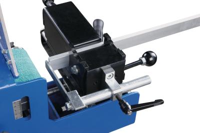 Kombinierte Rohr-, Profil- und Bandschleifmaschine Metallkraft KRBS 101 AS mit integrierter Absaugung