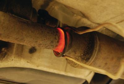 Induktionsheizgerät IHG 1500 äußerst vielseitig einsetzbar im Karosserie- und Nutzfahrzeugbereich