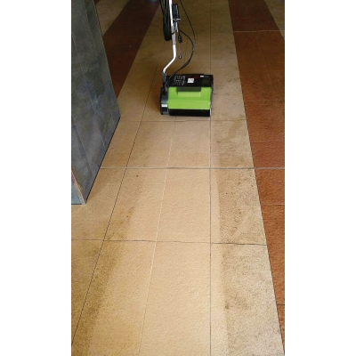 Doppelwalzenmaschine Fußbodenreinigungsmaschine DWM-K 420